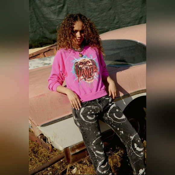 NWT DAYDREAMER SLAYER ELECTRIFIED CREW CROP SWEATSHIRT, HOT PINK, VARIOUS SIZES - Picture 6 of 8